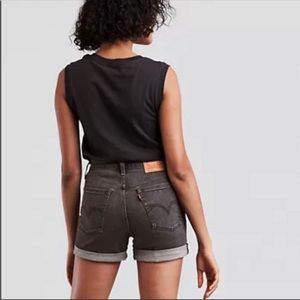 Levi's Premium Distressed High Rise Wedgie Straight Shorts Button Fly Size 28